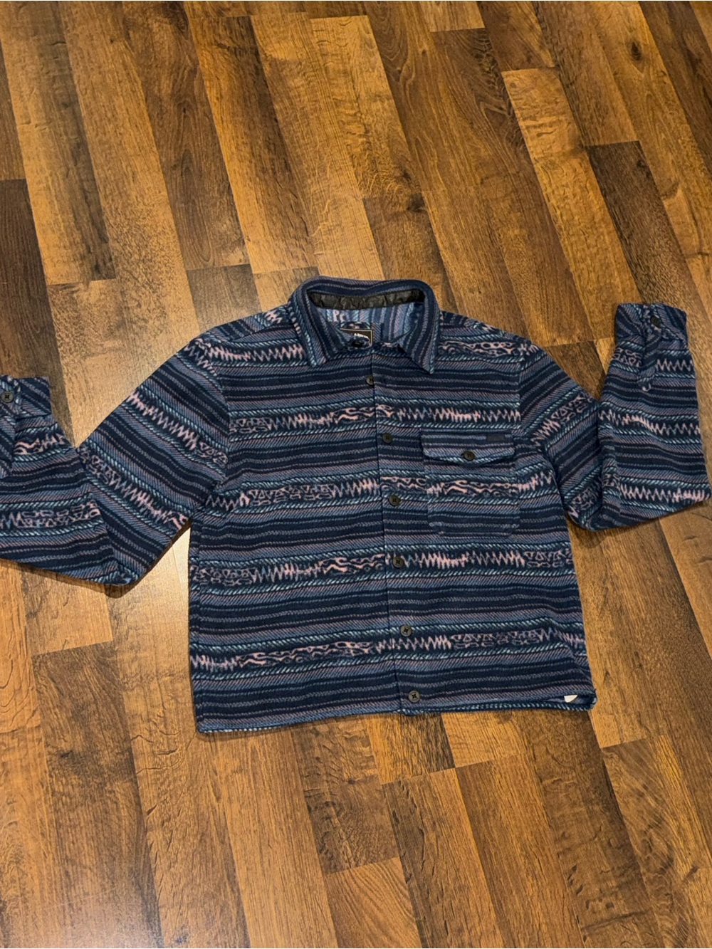 Women’s Billabong Adventure Dvision Patterned Button-Up Shirt Jacket (small)
